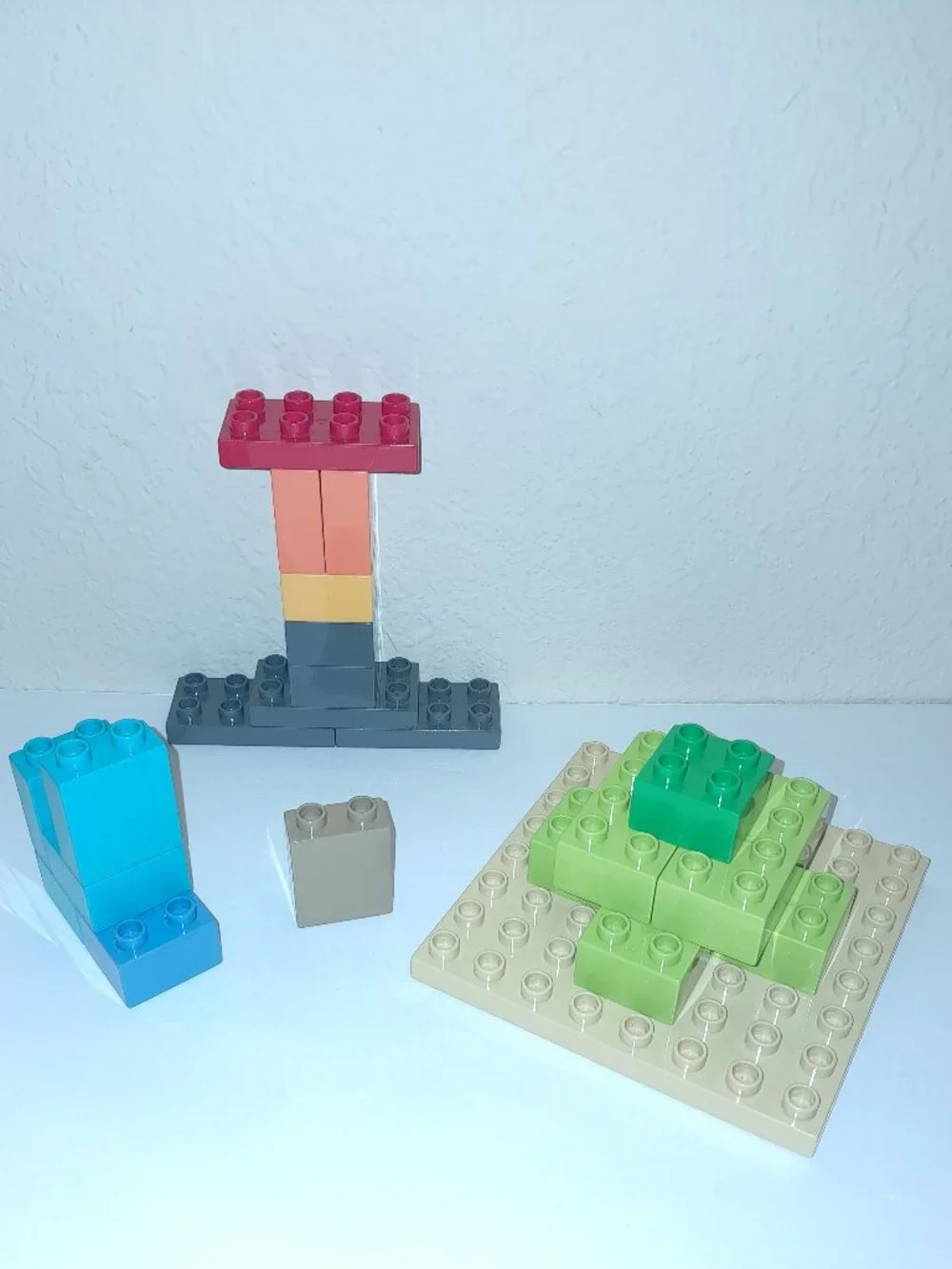 70 Piece LEGO DUPLO Preschool Building Toy: Various Size Basic Bricks (5" x 5") - Picture 3 of 4